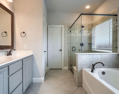 1100 Misty Ridge Drive - Photo Thumbnail 16