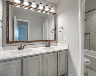 1100 Misty Ridge Drive - Photo Thumbnail 28