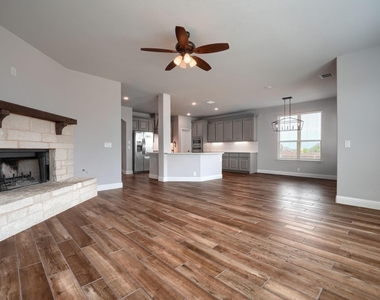 1100 Misty Ridge Drive - Photo Thumbnail 12