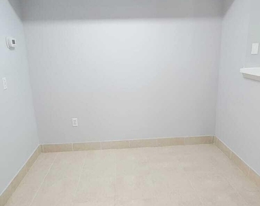 4021 San Marino Boulevard - Photo Thumbnail 8