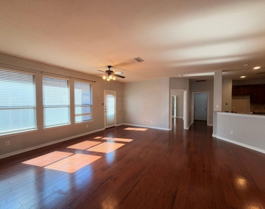 5016 Rushden Road - Photo Thumbnail 10