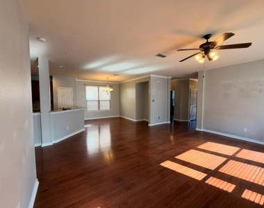 5016 Rushden Road - Photo Thumbnail 12