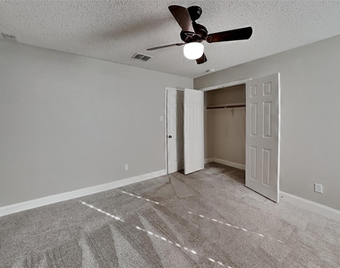 1001 Stone Chapel Way - Photo Thumbnail 14
