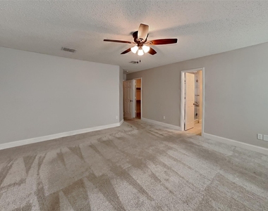 1001 Stone Chapel Way - Photo Thumbnail 7