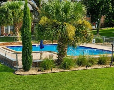 5850 Cypress Gardens Boulevard - Photo Thumbnail 7