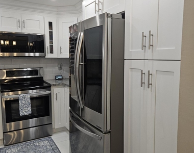 15072 Ashland Place - Photo Thumbnail 7
