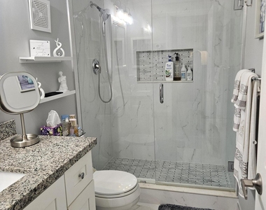 15072 Ashland Place - Photo Thumbnail 10