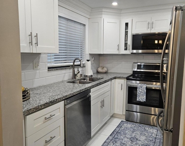 15072 Ashland Place - Photo Thumbnail 6