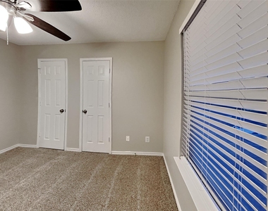 115 Pullman Place - Photo Thumbnail 10