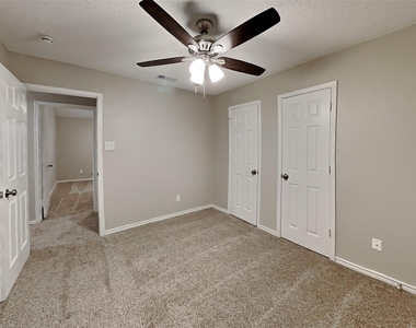 115 Pullman Place - Photo Thumbnail 9
