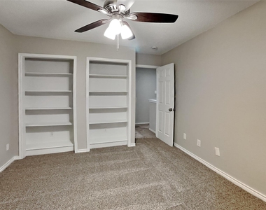 115 Pullman Place - Photo Thumbnail 13
