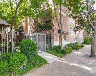 2411 N Hall Street - Photo Thumbnail 1