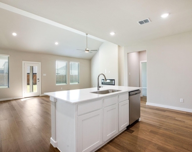 3711 Turpin Drive - Photo Thumbnail 9