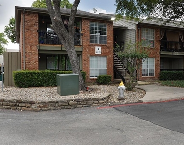 18333 Roehampton Drive - Photo Thumbnail 16