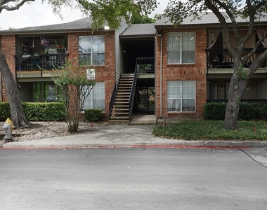 18333 Roehampton Drive - Photo Thumbnail 15