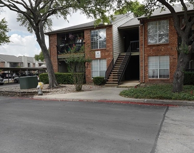 18333 Roehampton Drive - Photo Thumbnail 14