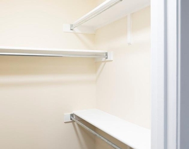 18333 Roehampton Drive - Photo Thumbnail 7