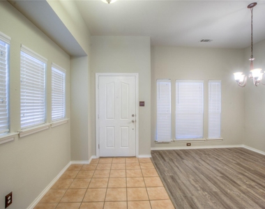 5012 Nash Lane - Photo Thumbnail 1