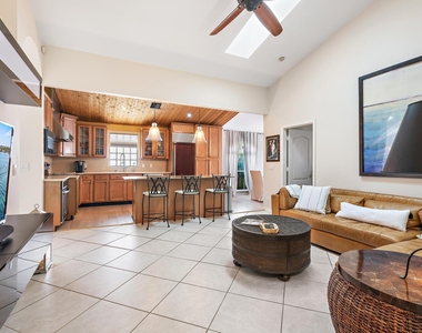149 Cypress Cove - Photo Thumbnail 11