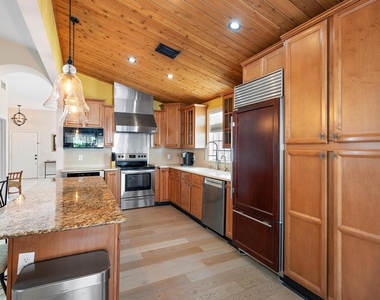 149 Cypress Cove - Photo Thumbnail 5