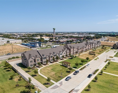 1451 Perrin Lane - Photo Thumbnail 28