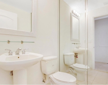 801 S Olive Avenue - Photo Thumbnail 23