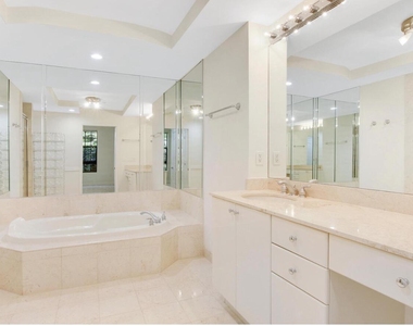 801 S Olive Avenue - Photo Thumbnail 19