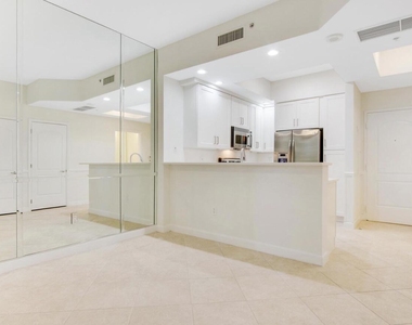 801 S Olive Avenue - Photo Thumbnail 28