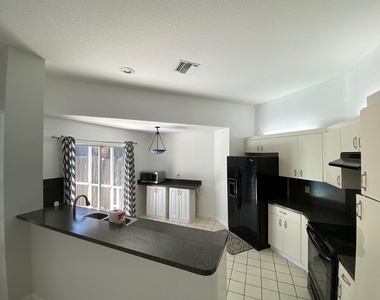 963 Red Parrot Lane - Photo Thumbnail 7