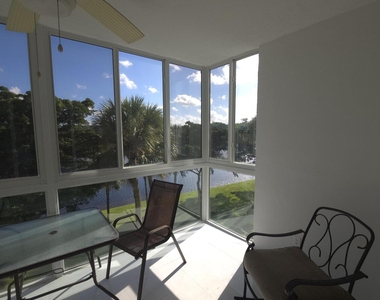 3150 N Course Lane - Photo Thumbnail 9