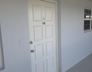 3150 N Course Lane - Photo Thumbnail 1