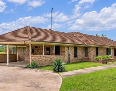 8560 County Road 513 - Photo Thumbnail 3