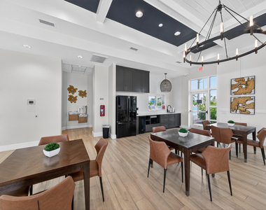 12357 Sw Forli Way - Photo Thumbnail 31