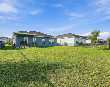 12357 Sw Forli Way - Photo Thumbnail 23