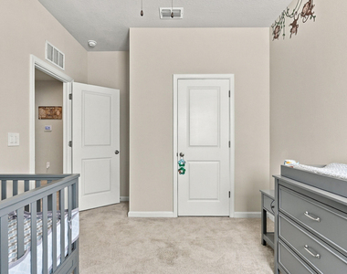 12357 Sw Forli Way - Photo Thumbnail 11