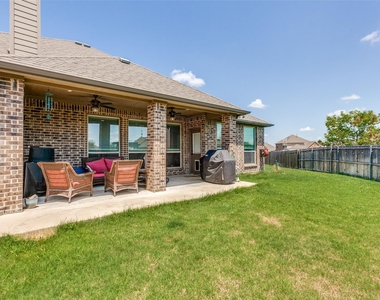 3003 Lily Lane - Photo Thumbnail 26