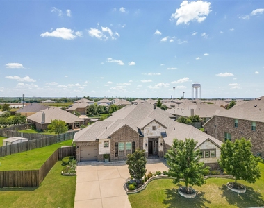 3003 Lily Lane - Photo Thumbnail 1