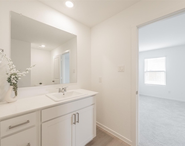 3013 Tooley Drive - Photo Thumbnail 19