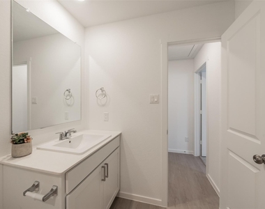 3013 Tooley Drive - Photo Thumbnail 29