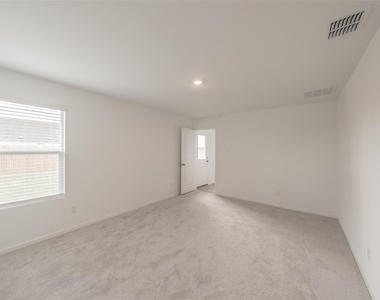 3013 Tooley Drive - Photo Thumbnail 16