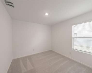3013 Tooley Drive - Photo Thumbnail 26