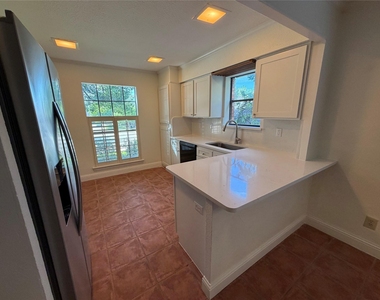 9229 Highedge Circle - Photo Thumbnail 7