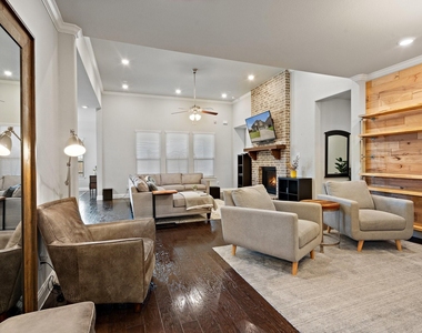 10912 Smithville Place - Photo Thumbnail 1