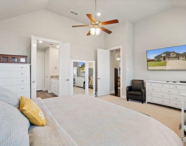 10912 Smithville Place - Photo Thumbnail 11