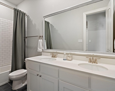10912 Smithville Place - Photo Thumbnail 19