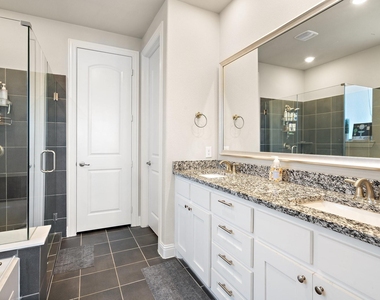 10912 Smithville Place - Photo Thumbnail 13