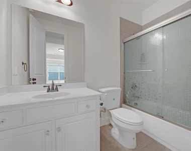 302 Torch Lily Lane - Photo Thumbnail 4