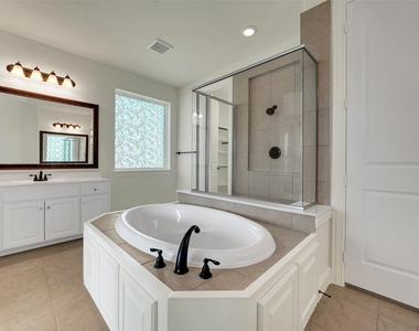 302 Torch Lily Lane - Photo Thumbnail 18