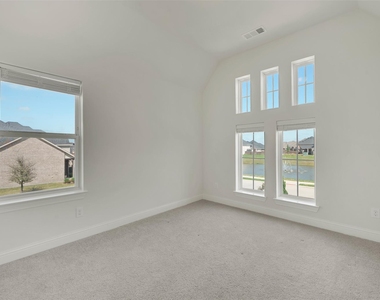 302 Torch Lily Lane - Photo Thumbnail 27
