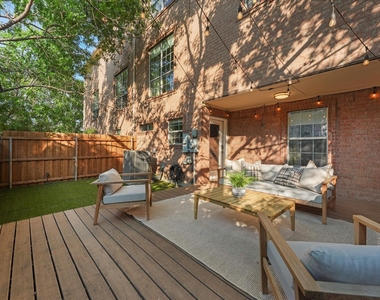 4007 Brownstone Court - Photo Thumbnail 6